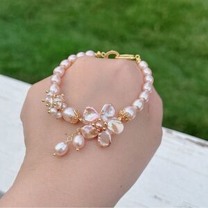 B191 Handmade Freshwater Baroque Pearl Flower Bracelet Golden Peach Pink